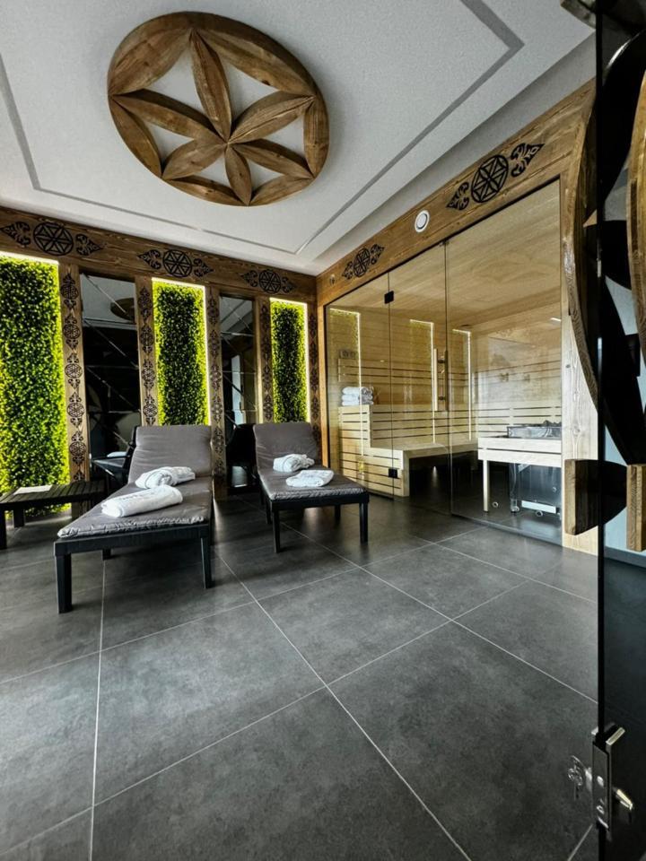 Porebianska Osada & Holiday home *