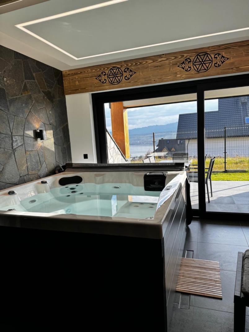 Porebianska Osada & Holiday home Szlembark